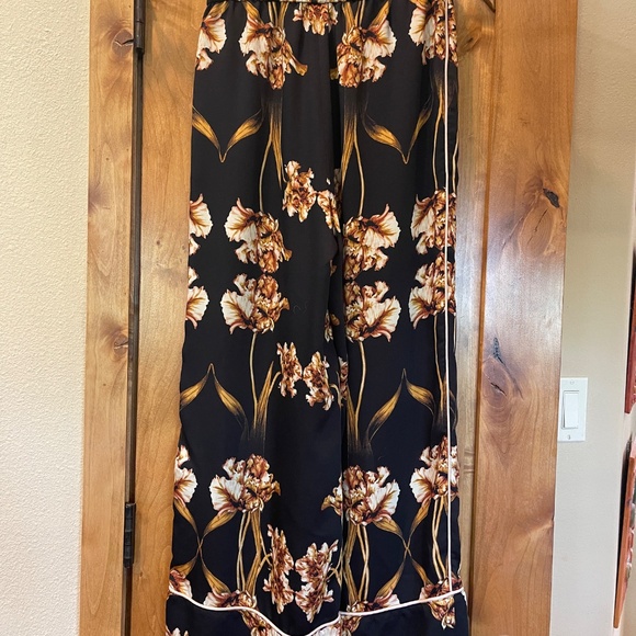 NEW! BcbgMaxazria Black Floral Wide Leg Palazzo Pants Size XS - Picture 4 of 11